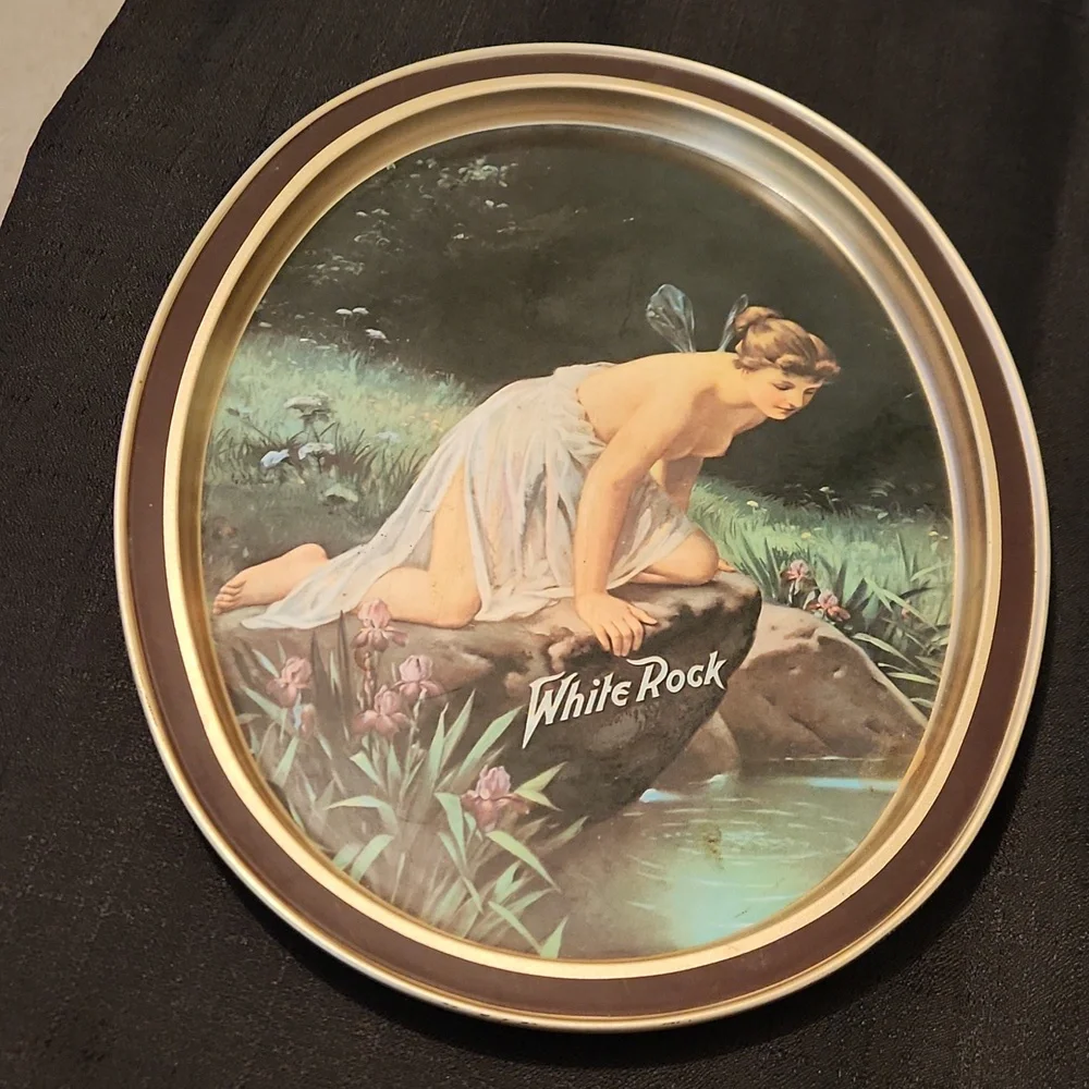 VINTAGE OVAL METAL BEER TRAY, ' WHITE ROCK' ADVERTISEMENT. '14.5×11.50